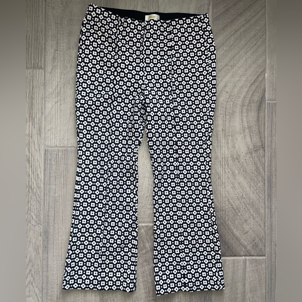 Maeve Anthropologie Black and White Daises Kick Flare Pants